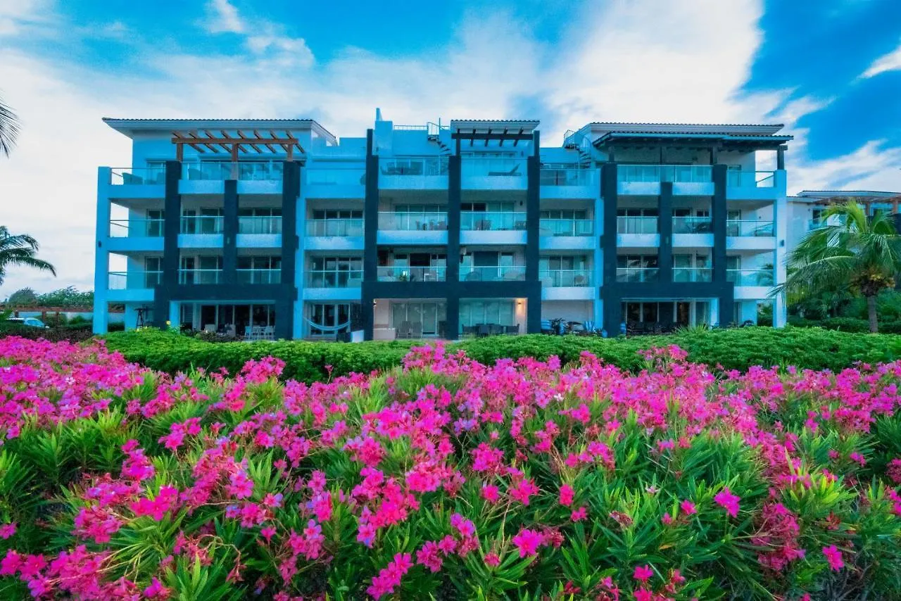 Semesterbostad Luxury Ph With 2 Bedroom Private Beach At Mareazul - Vista Playa Playa del Carmen